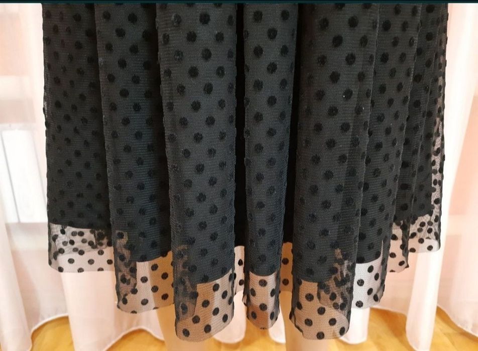 Сукня в сіточку, чорне.