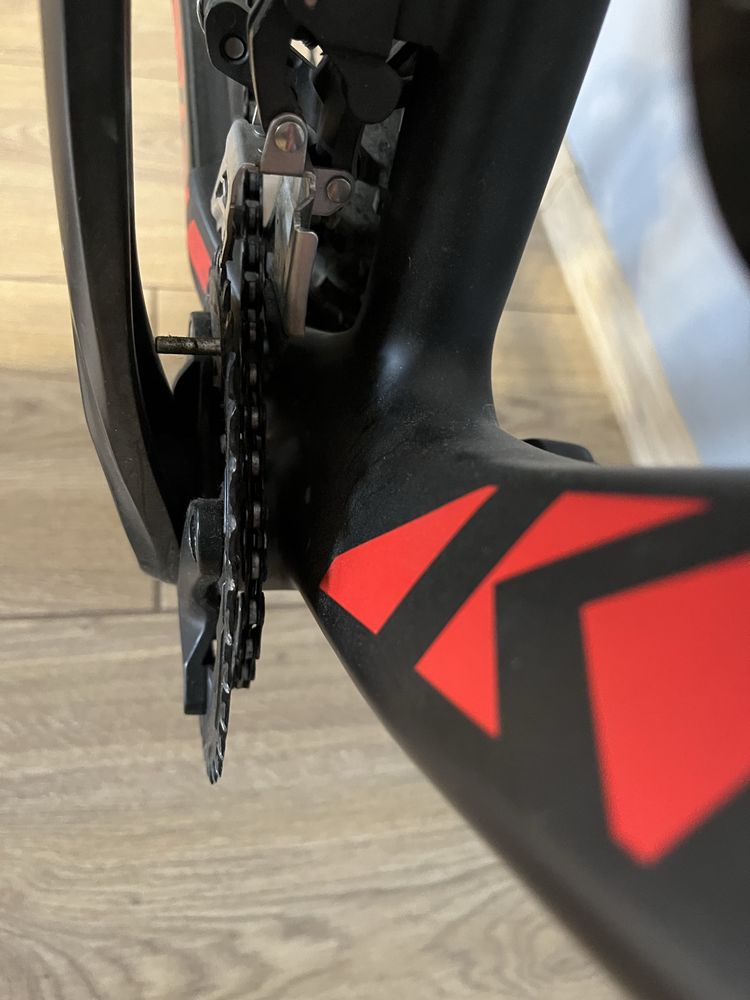 Kross level b9 carbon