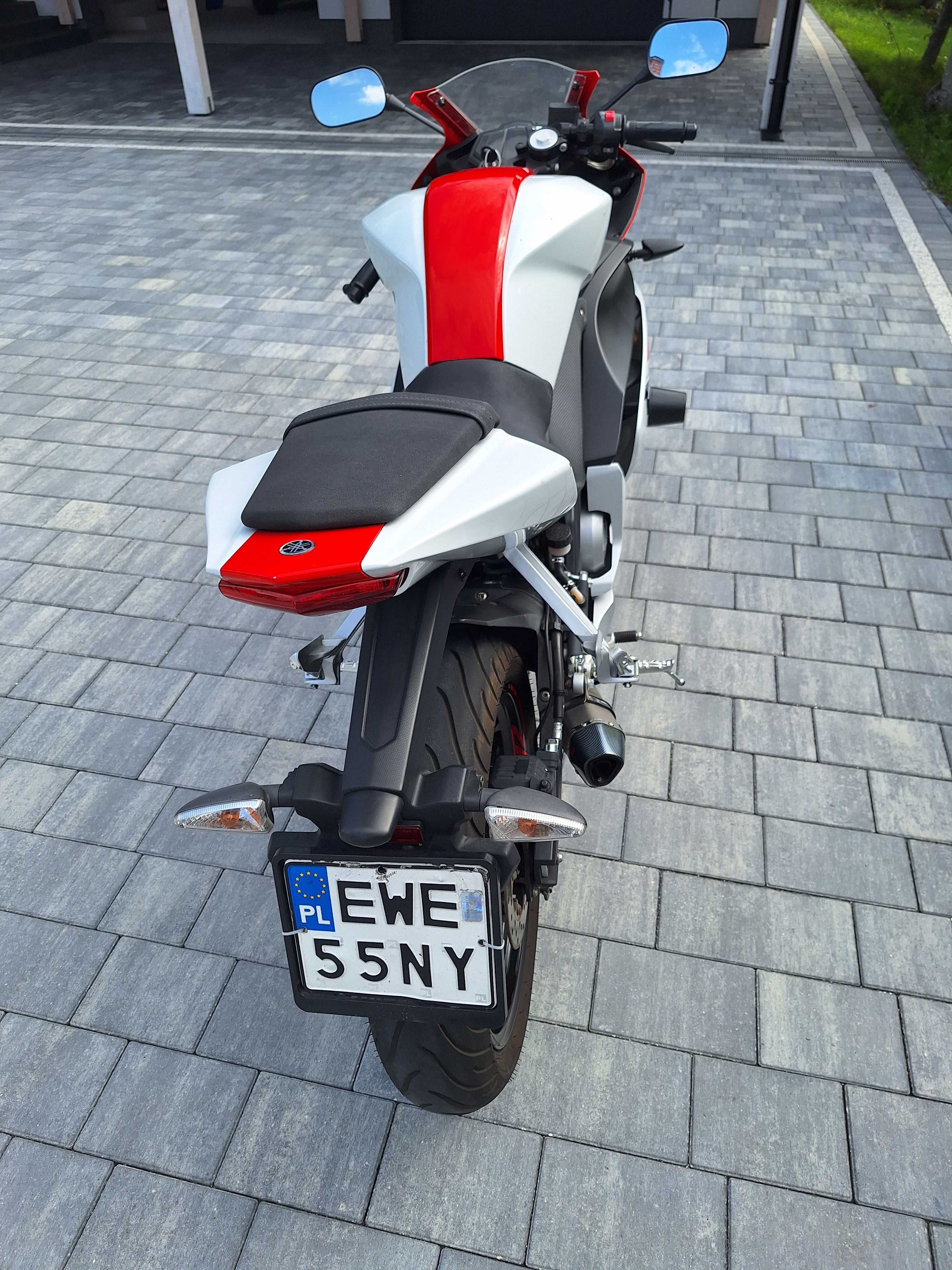 Motor Yamaha YZF R125