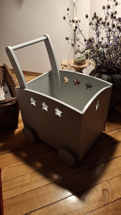 Pchacz, wózek na zabawki