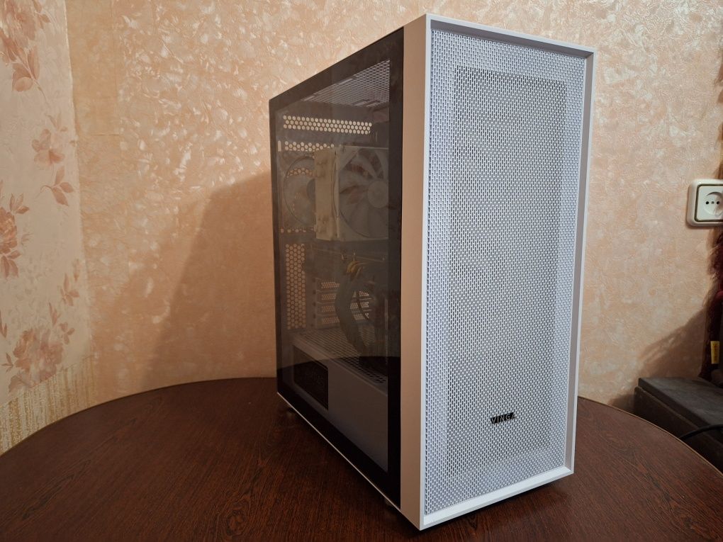 Продам ігровий комп'ютер (Ryzen 5 7500F, RX 6800 XT, 32G, 1T SSD)
