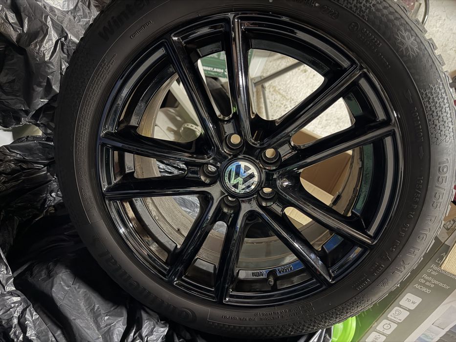 Alufelgi Volkswagen golf , Polo ,UP , oryginał, opony zimowe 195/55/16