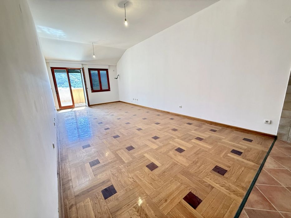 Продается квартира с 2 спальнями, Будва, Розино, вид на море