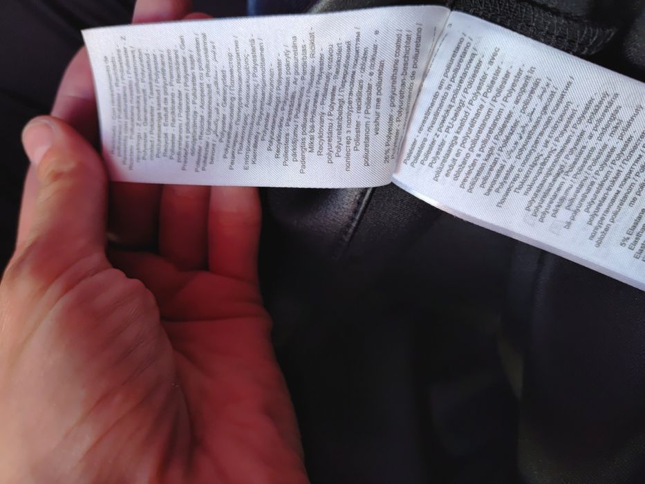 Czarne spodnie damskie woskowane rozm M/32 Vero Moda