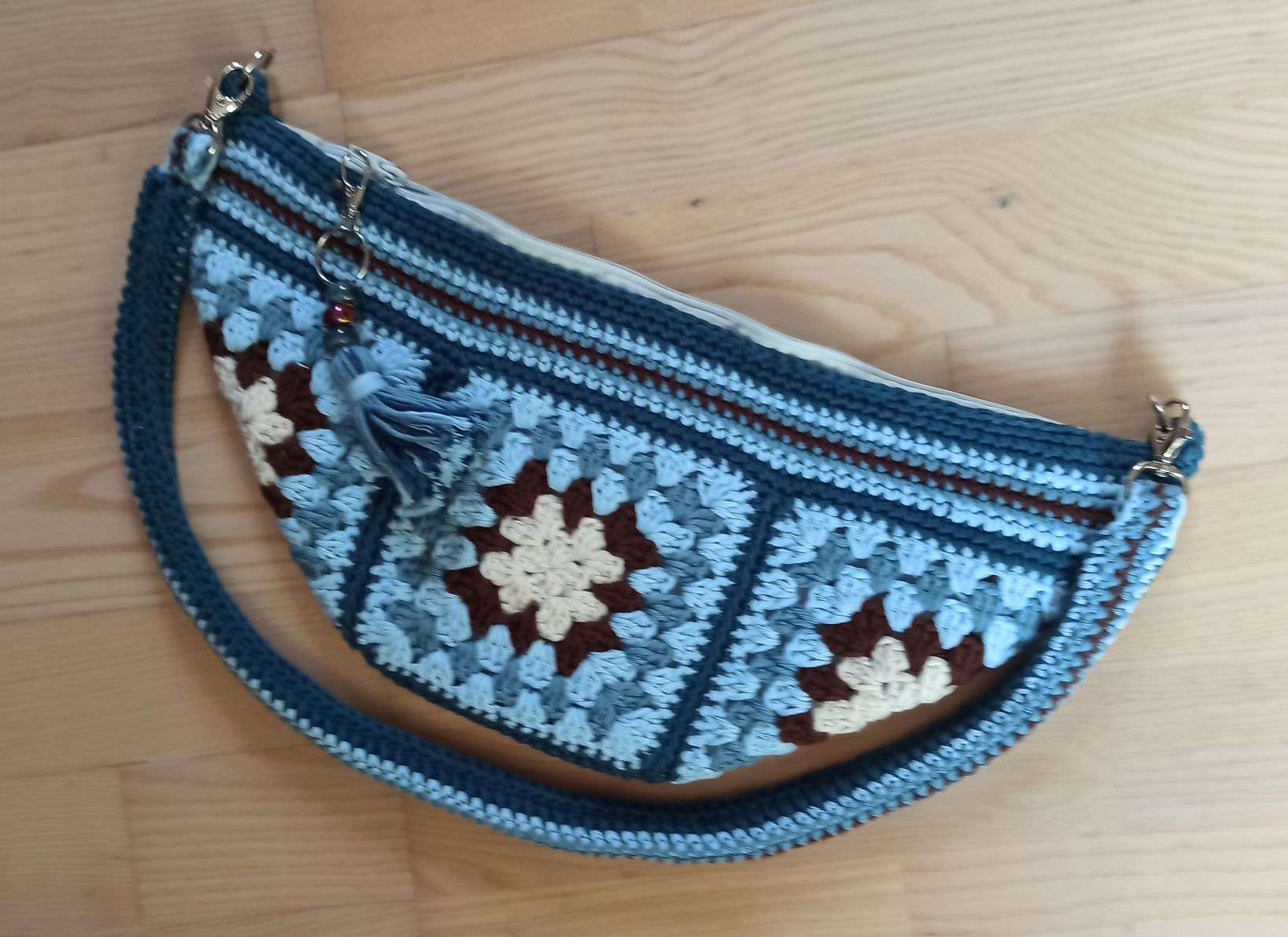 Torebka cross body
