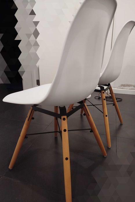 Conjunto duas cadeiras NOVAS!