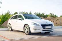 Peugeot 508 Piękny Peugeot 508 sw w białej perle
