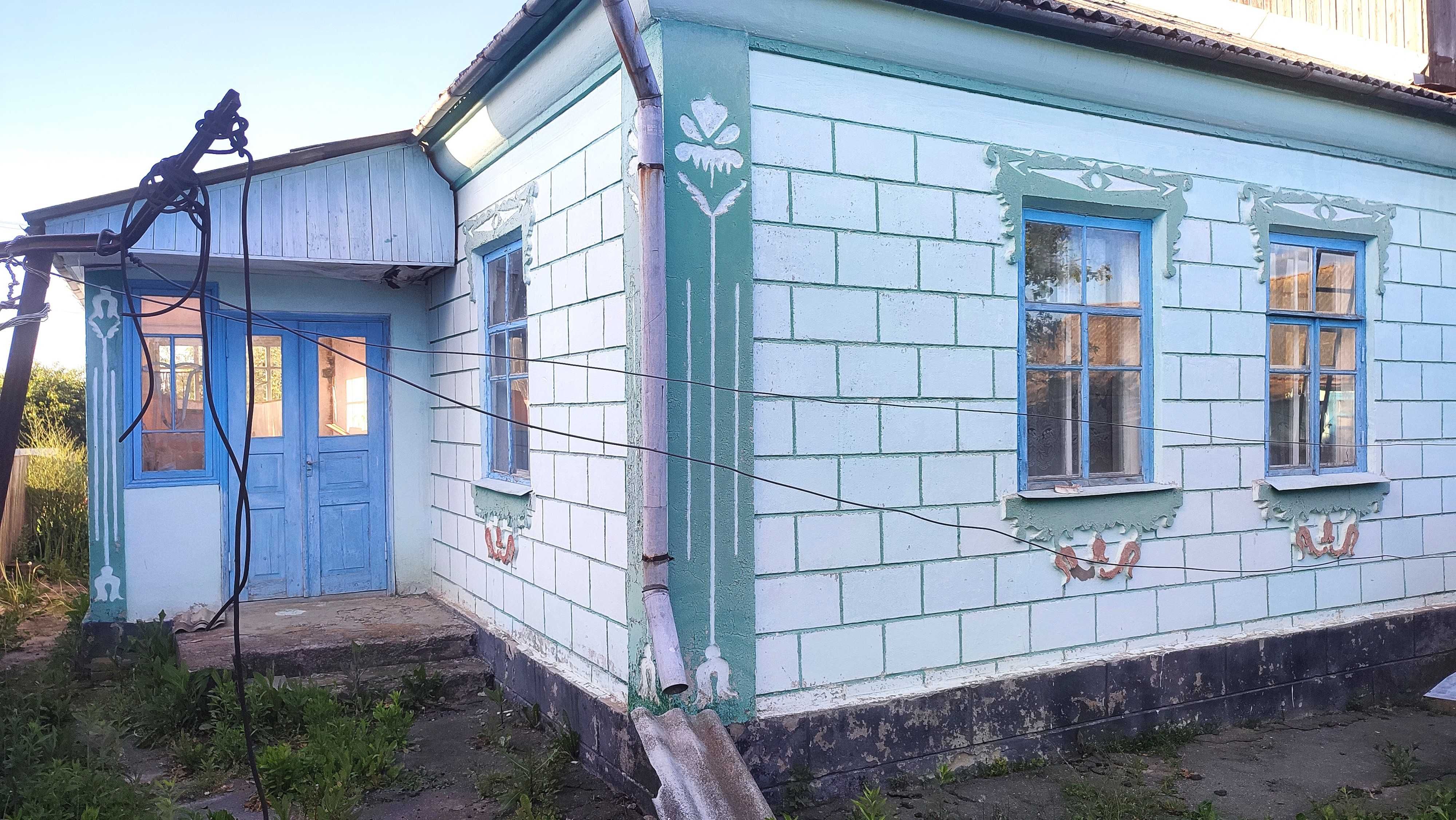 Продам будинок 5 кімнат гараж ділянка 47 соток, під державні програми