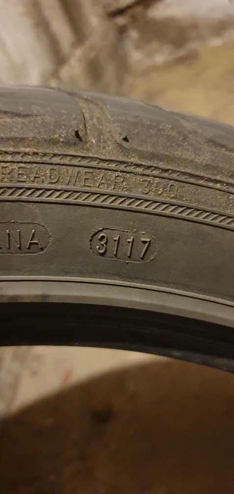 Колесо 225/45 R18 резина, шина TOYO