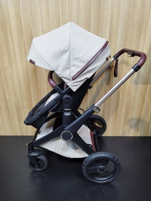 Hiszpański wózek Shom RV Elegance jak Cybex Priam