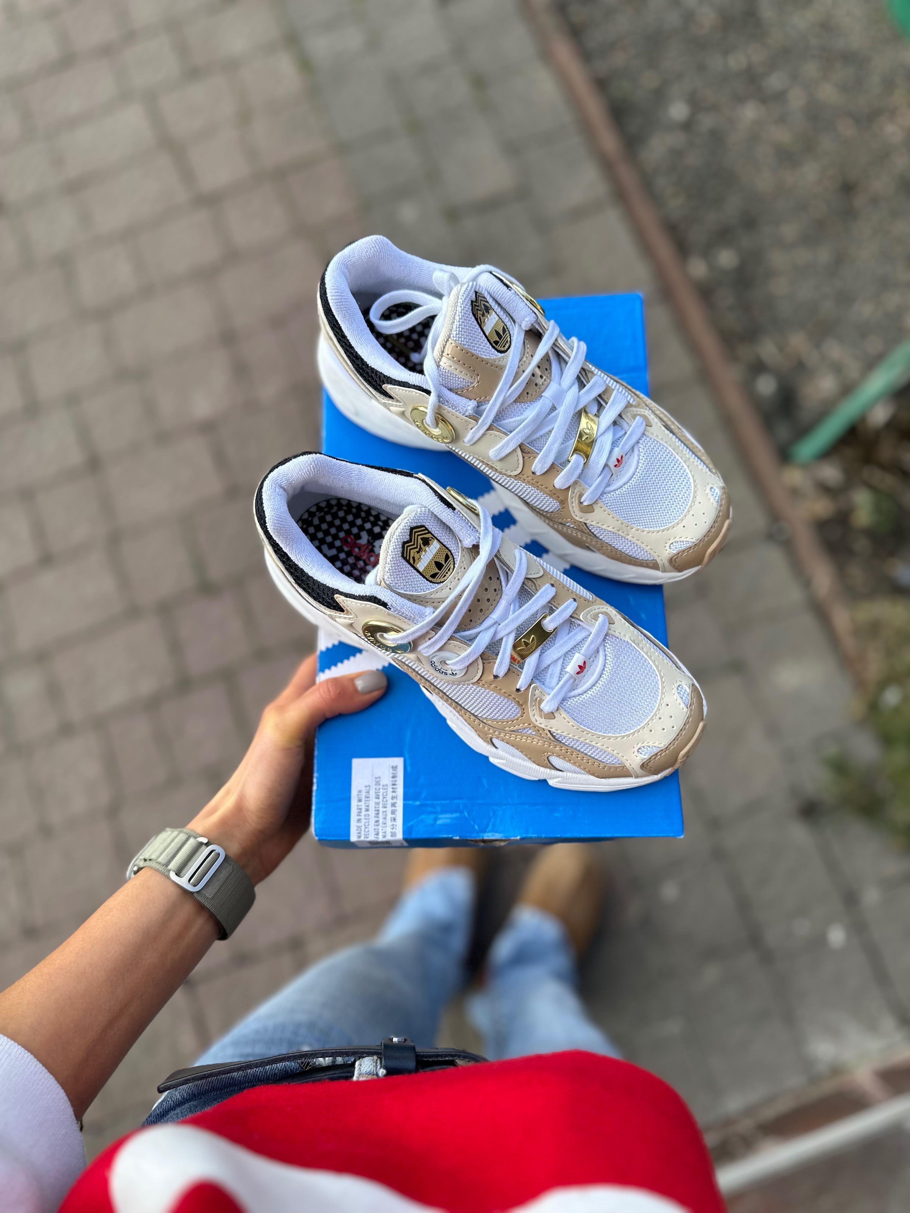 Оригінальні кросівки Adidas Astir W IF4831