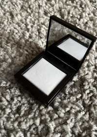 Laura Mercier Secret Blurring Powder nr 1 puder