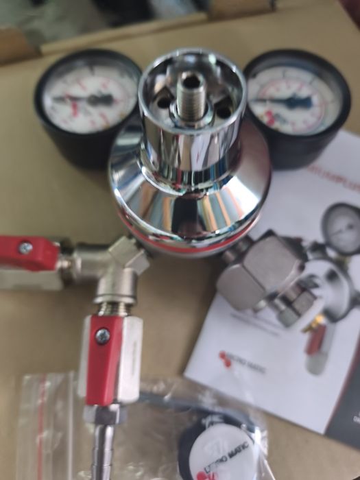 Продам баллон с редуктором