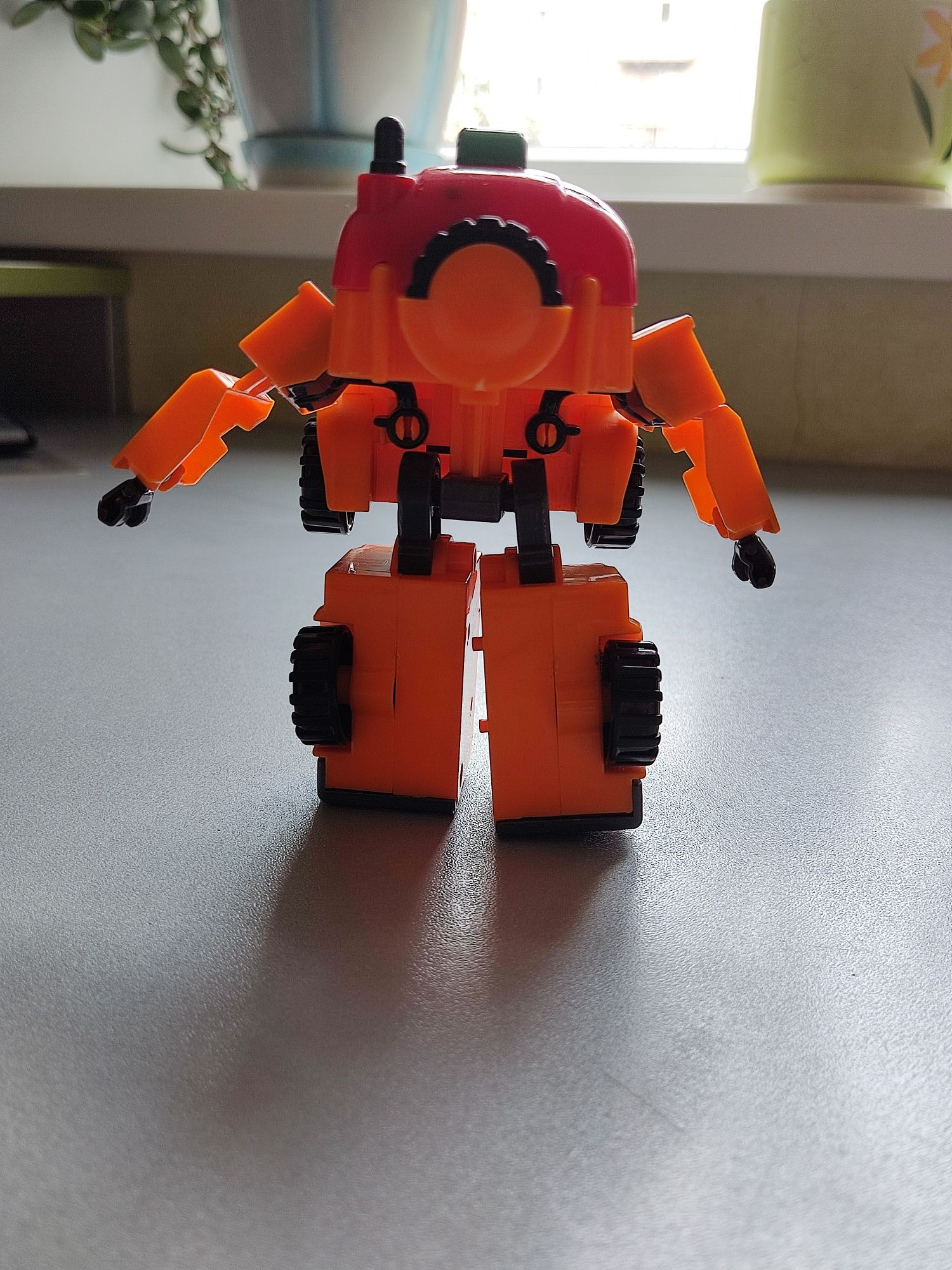 Дитяча іграшка Трансформер Robocar Марк