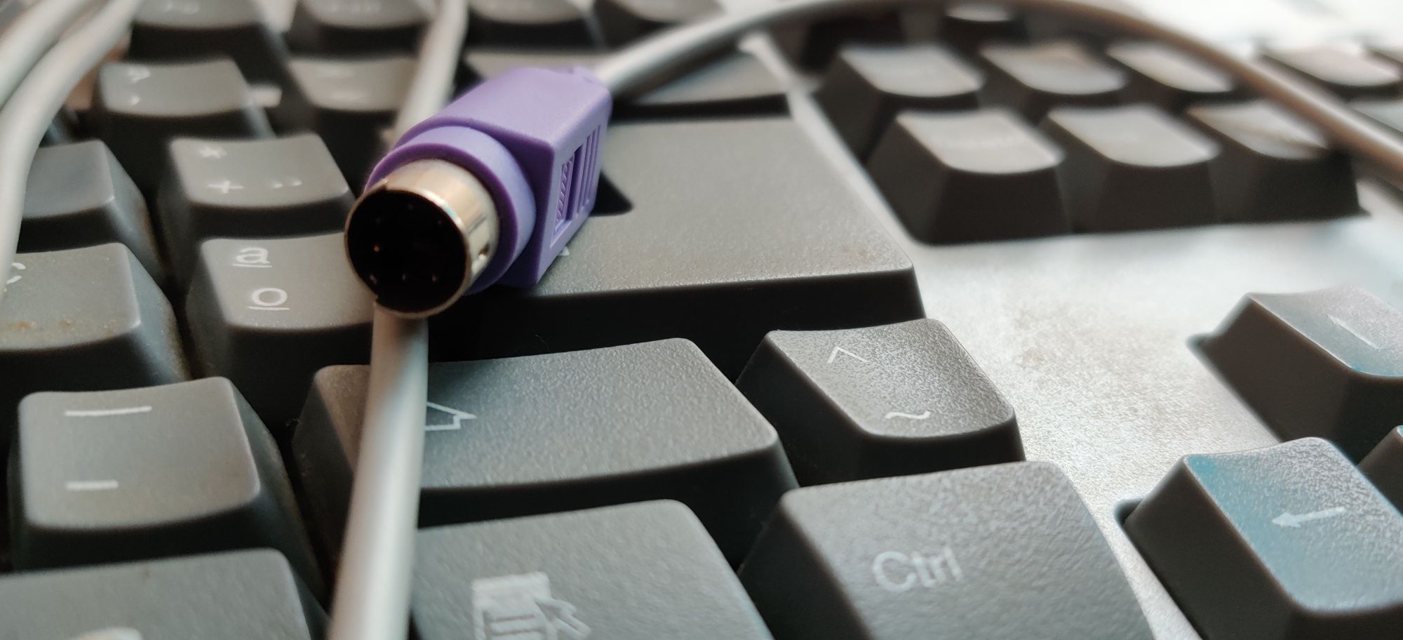 Teclado A4 tech tomada 6 din
