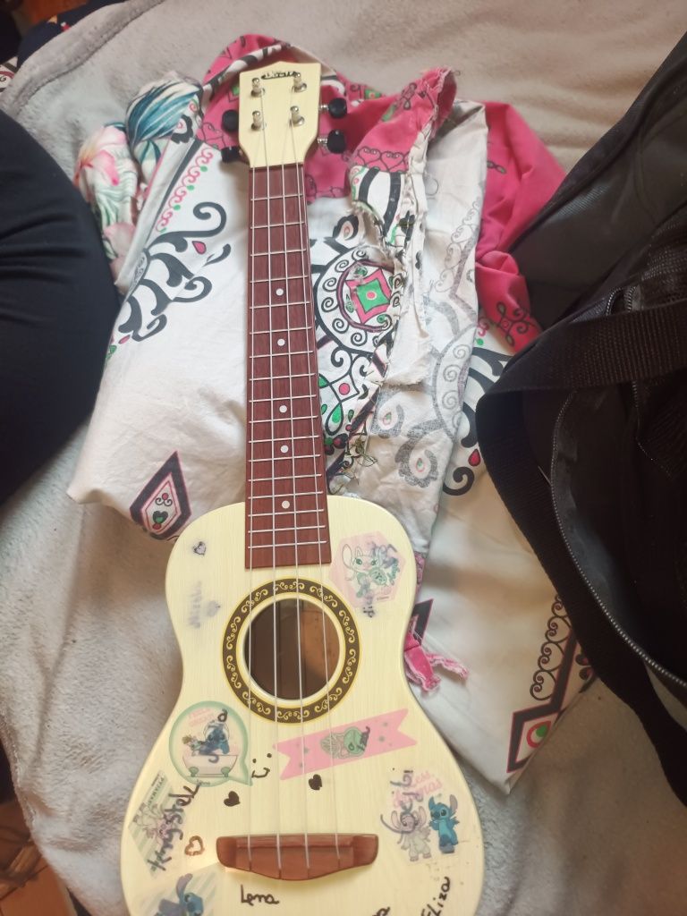 Oddam ukulele używane