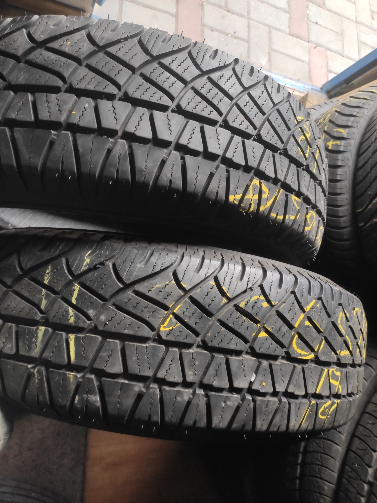 Всесезонная резина 225.65.18 Michelin Latitude Cross.18р.7.5мм.France.