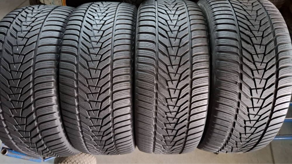 285/45/20 R20 Hankook ICept Evo3 W330 4шт зима