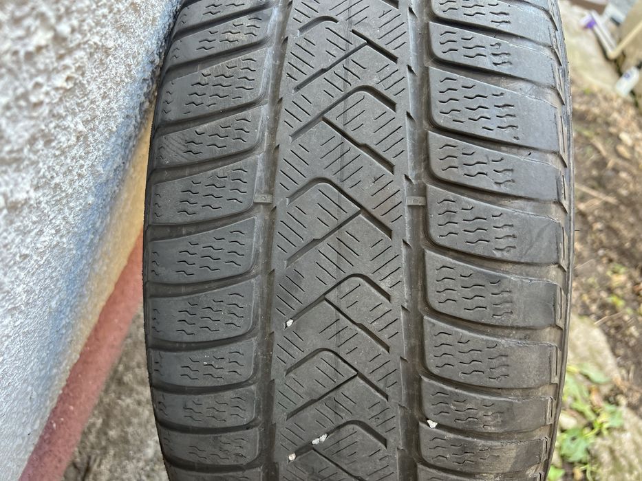 Pirelli Sottozero 3 Winter 245/45 R18