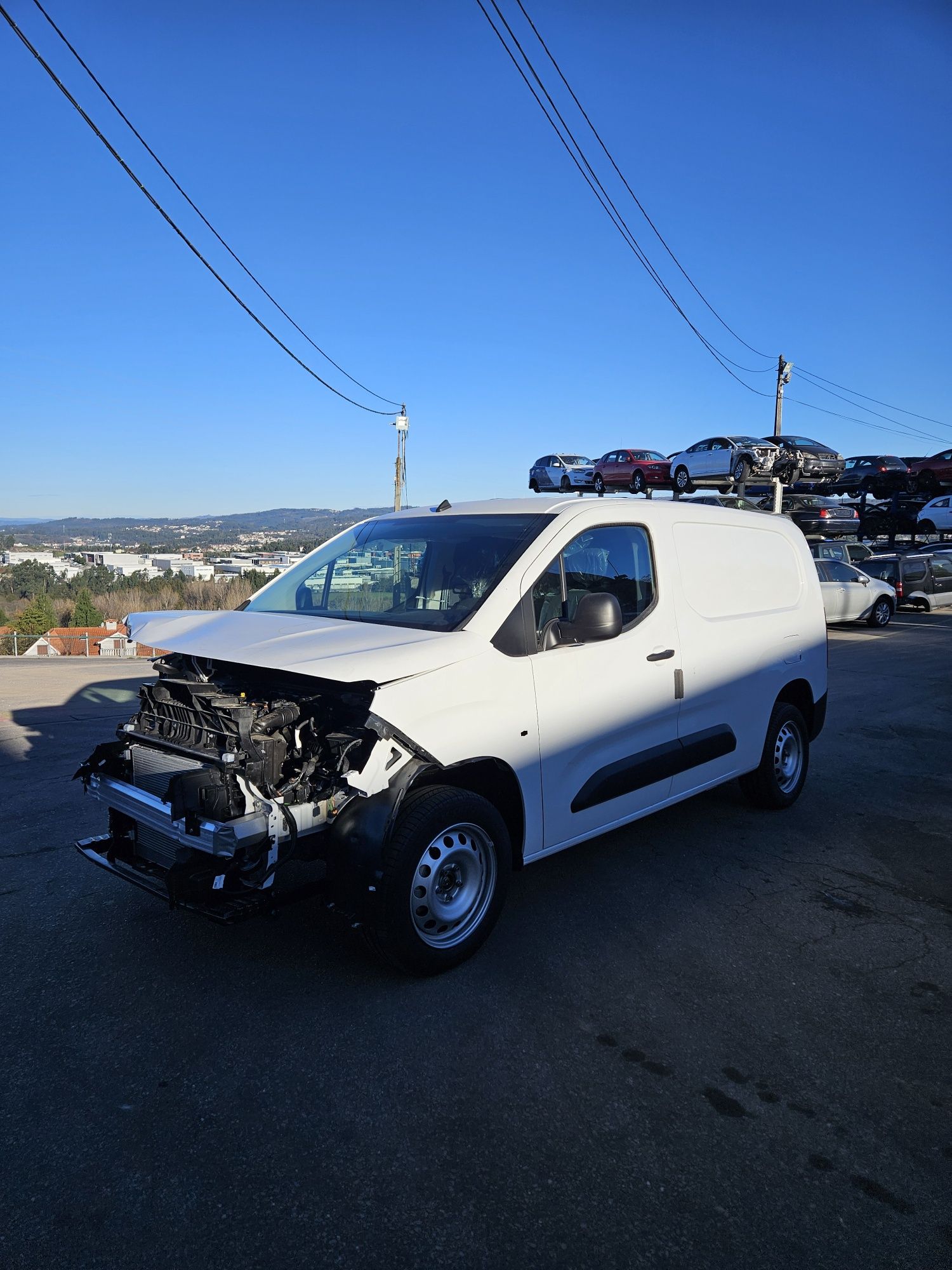 Opel Combo E 1.5 CDTi L2H1 de 2023 para peças