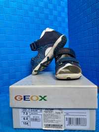 Дитяче взуття, босоніжки для хлопчика Geox 23 розмір