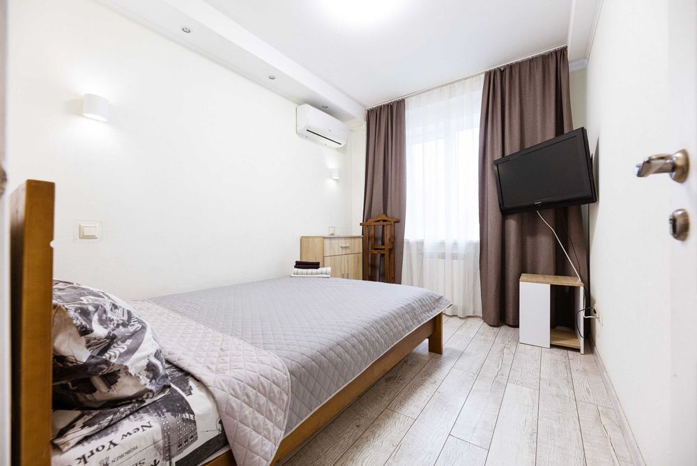 2К квартира Дарницька площа, Дарниця , Чернігівська 3поверх