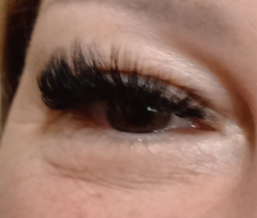 Качественное Наращи вание ресниц от 400 гривен 15-й мкр-н  бабурка