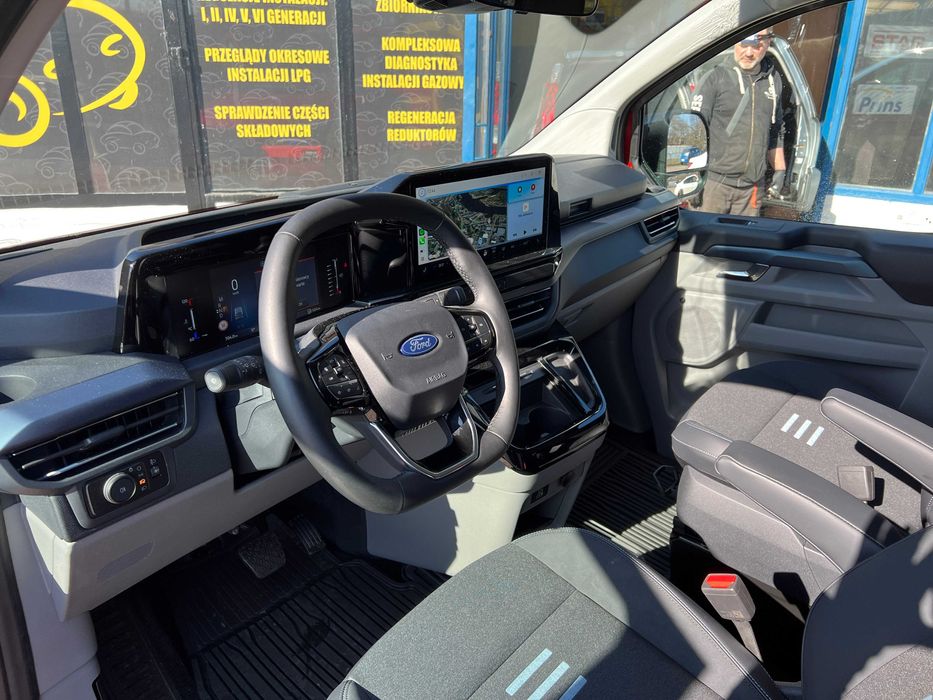 Wynajem bus automat, 4x4, nowy, vip, 8 osobowy, long
