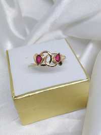 Złoty pierścionek czerwone oczka, złoto różowe 583, R18 (298)