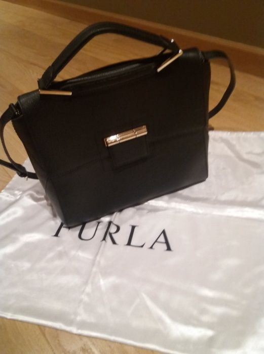 Carteira FURLA ARTESIA preta