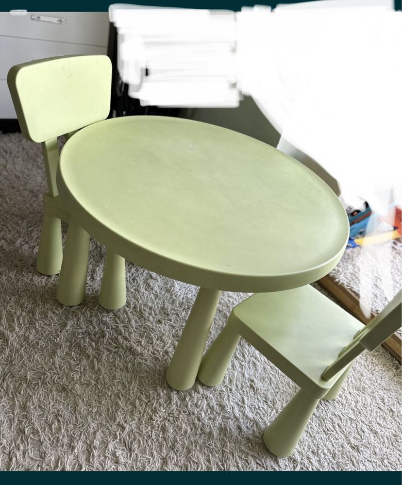 Столик і кріселка з ikea