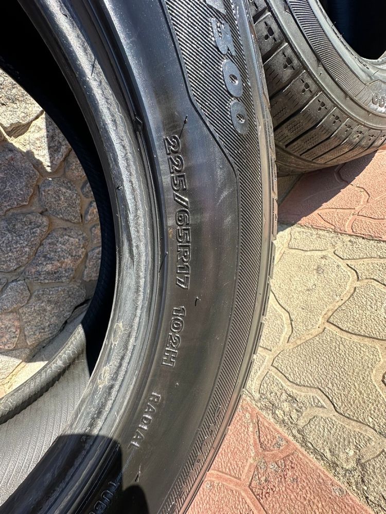 Резина  Hankook 225/65/17 автошины