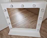 Lustro do wizażu make-up 80x80 cm białe