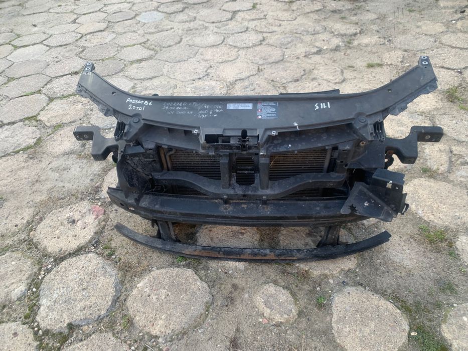 Передняя панель VW Passat B6 Установча Пассат Б6 телевізор 2.0 tdi BKP