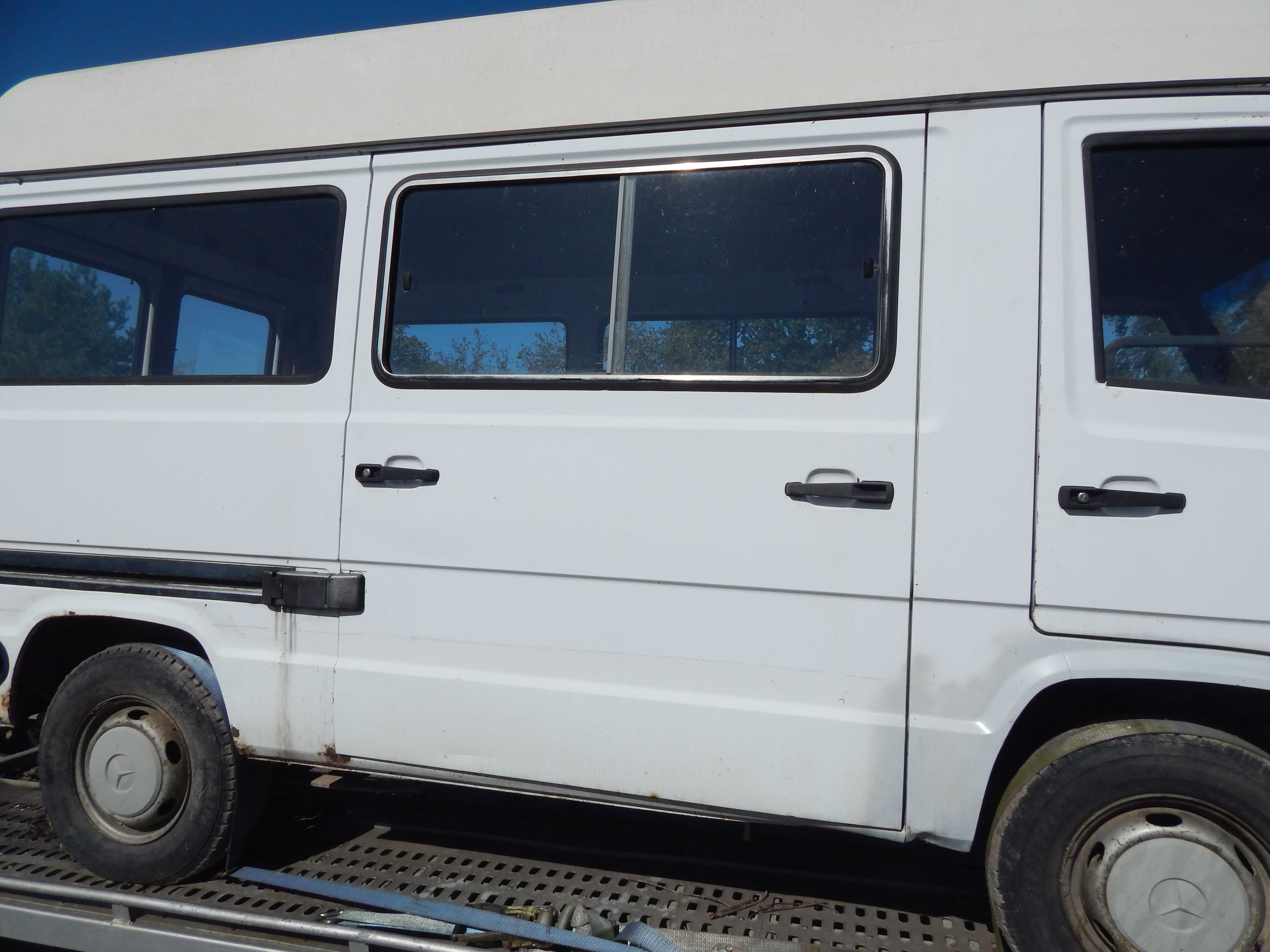 szyba boczna otwierana przesuwna mercedesa mb 100
