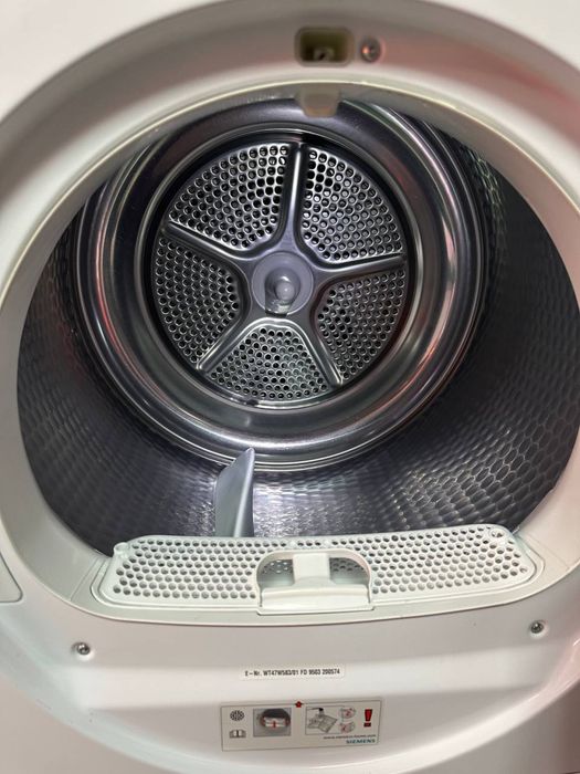 Сушильна машинка Siemens IQ700 EcoChampion A++