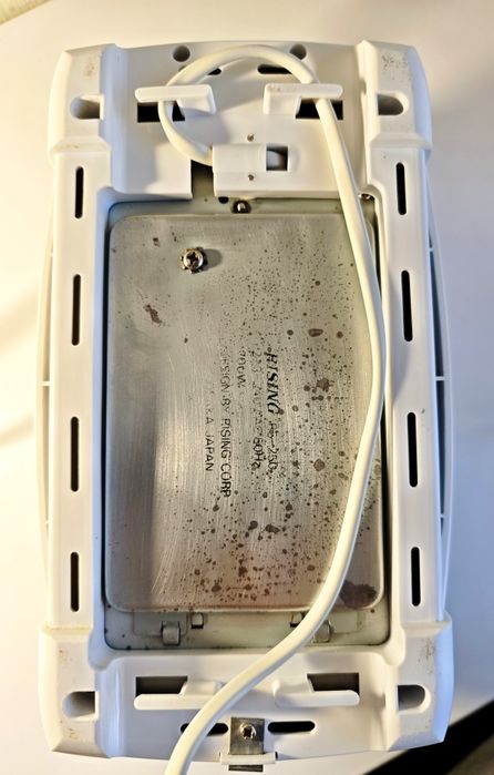 Продам тостер rising