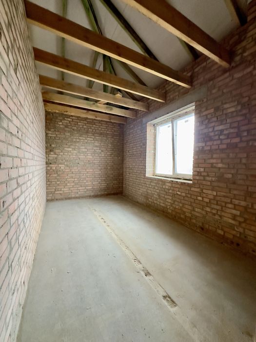 Будинок в Червоних горах