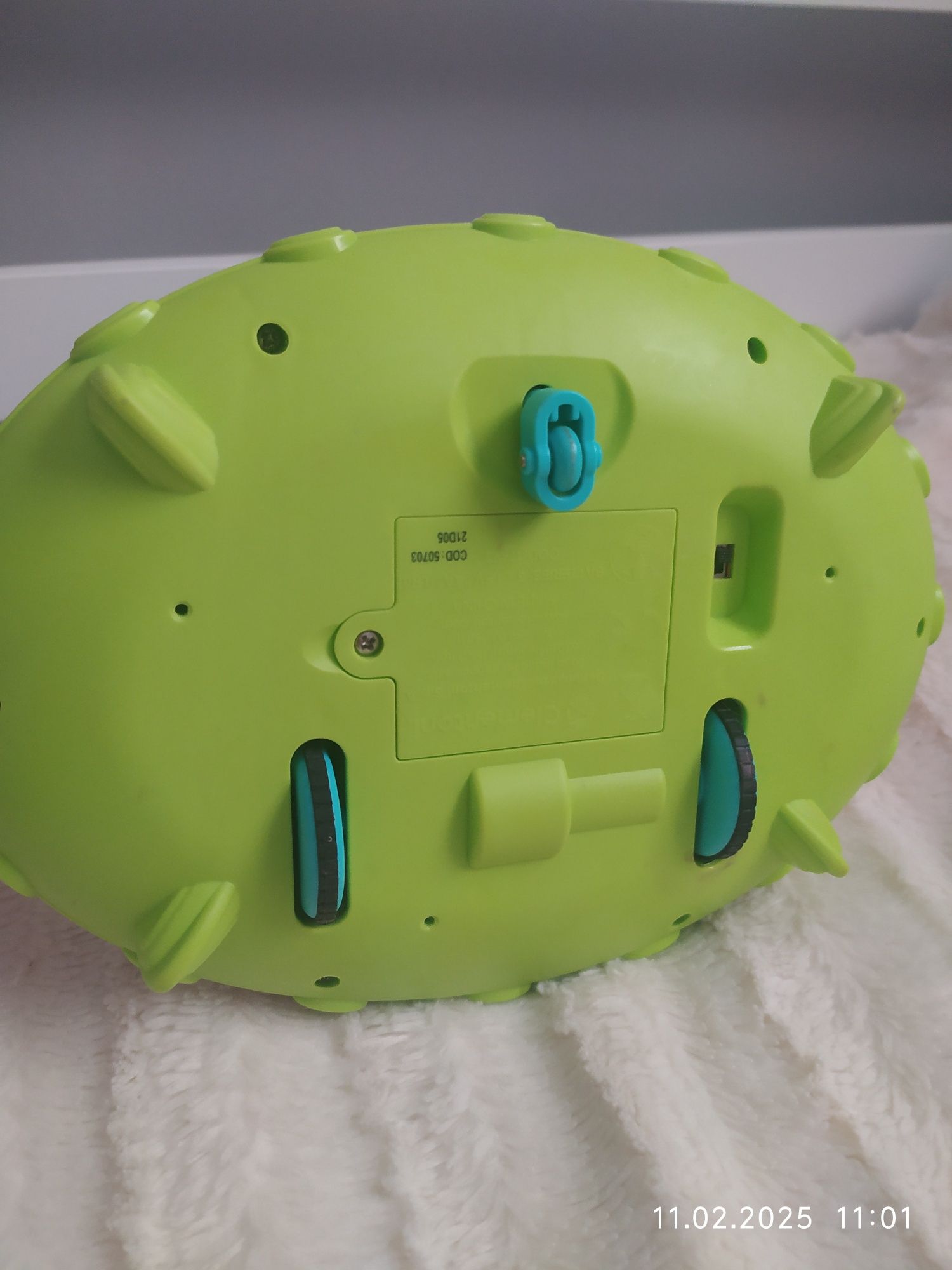 Robot jeździ gra uczy bawi Smyk