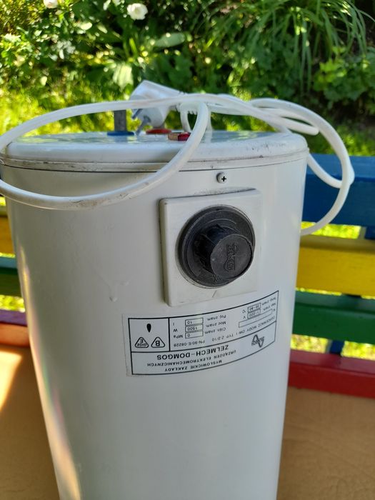 Bolierek elektryczny 1500W 10litrów
