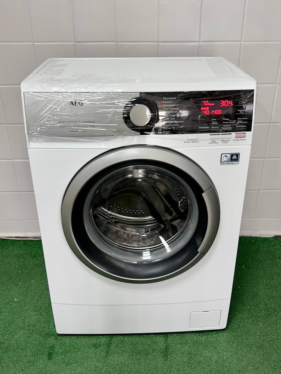 Нова пральна машина вузька AEG L6SME47SU