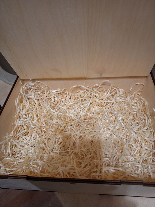 Коробка  подарункова