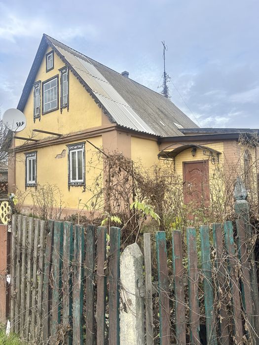 Продаж будинку с.Шарки