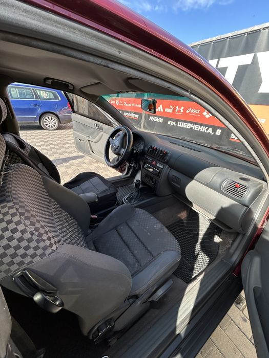 Продам своє авто ауді а3 1998