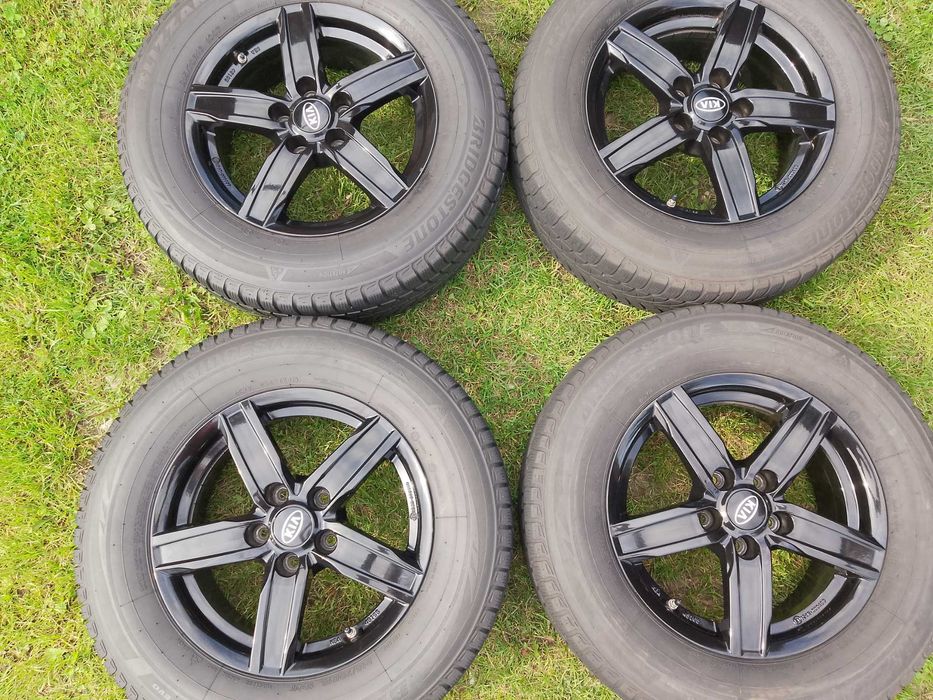 215/70/16"5x114,3 KIJA SPORTAGE Sto Kona Tucson Santa Fe ix35 HYUNDAI
