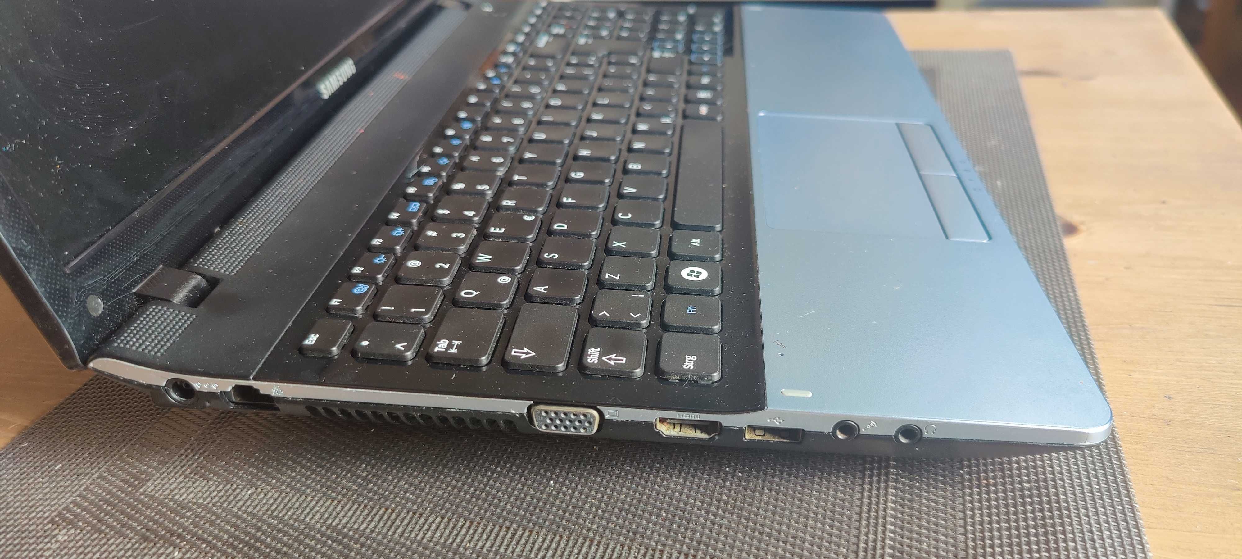 Samsung 305E -15,6 cala -Core i3 4x2,30 GHz -6GB Ram -240GB SSD -Win10