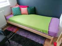 Łóżko drewniane z materacem 90x200