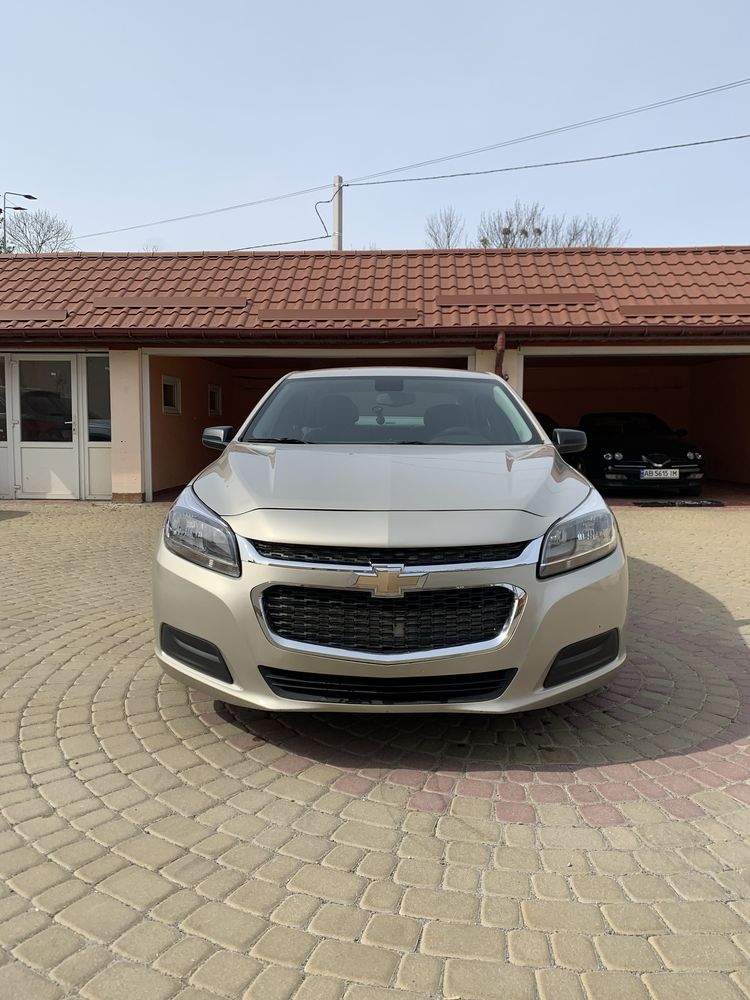 Chevrolet malibu 2015, 2,5 бензин.