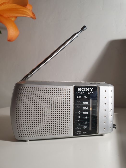 Radio Sony przenośne travel ics8