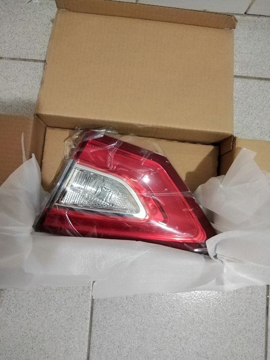 Задній ліхтар на Ford Fuslon 2013 - 2016